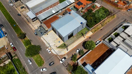Galpão Comercial  no Residencial Barravento