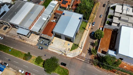 Galpão Comercial  no Residencial Barravento
