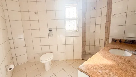 Sobrado Comercial no Setor Sul