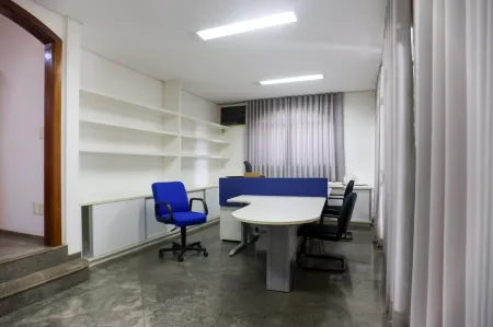 Sobrado Comercial no Setor Marista
