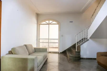 Sobrado Comercial no Setor Marista