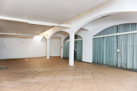 Sobrado Comercial no Setor Marista