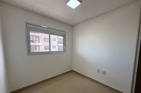 Flow Residence