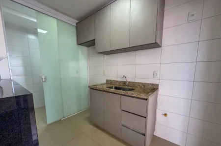 Flow Residence