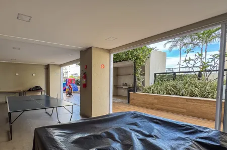 Flow Residence