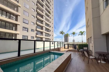 Flow Residence