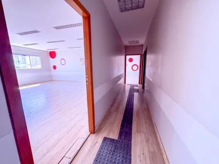 Prédio Comercial no Setor Oeste