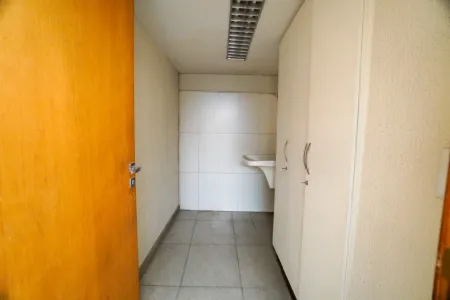 Prédio Comercial no Setor Oeste