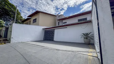 Sobrado Comercial no Setor Sul