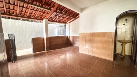 Sobrado Comercial no Setor Sul