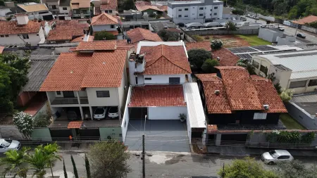 Sobrado Comercial no Setor Sul