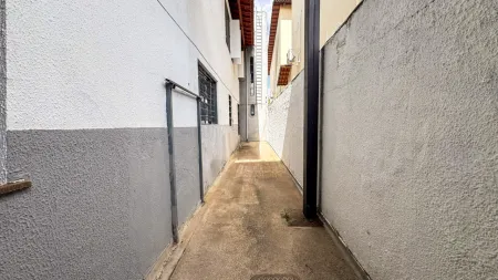 Sobrado Comercial no Setor Sul