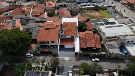 Sobrado Comercial no Setor Sul