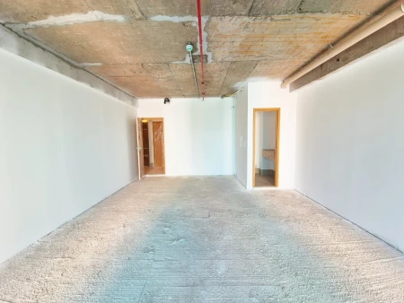 Sala Pateo 136