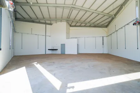 Galpão Comercial no Residencial Kátia