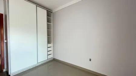 Sobrado no Jardim Atlântico