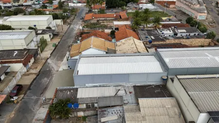 Galpão na Vila Brasília
