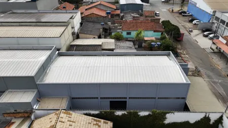 Galpão na Vila Brasília