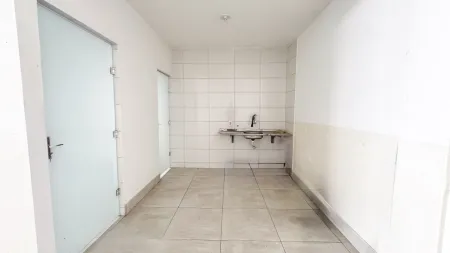 Galpão na Vila Brasília