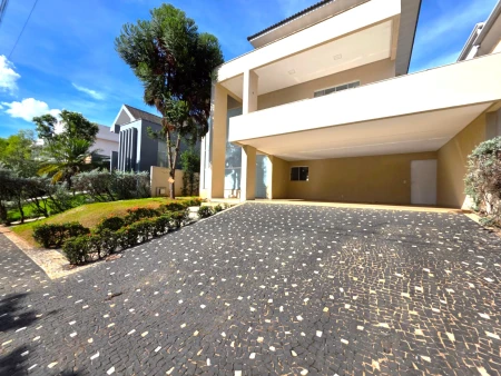 Sobrado Jardins Mônaco