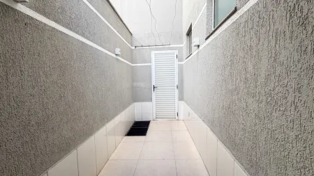 Sobrado no Residencial Village Isabela