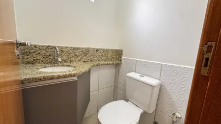 Sobrado no Residencial Village Isabela