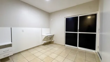 Sobrado no Residencial Village Isabela