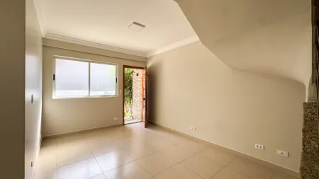 Sobrado no Residencial Village Isabela