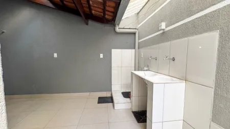 Sobrado no Residencial Village Isabela
