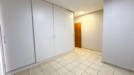 Sobrado no Residencial Village Isabela