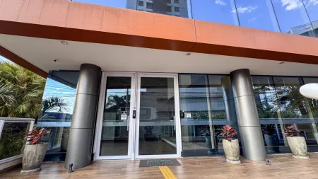 Follow Bueno Residence
