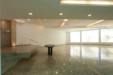 Prédio Comercial Setor Pedro Ludovico