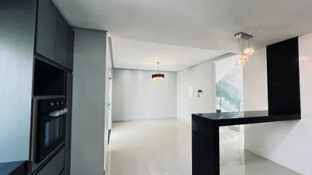 Sobrado Chácaras do Governador