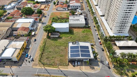Área Comercial Cândida de Morais