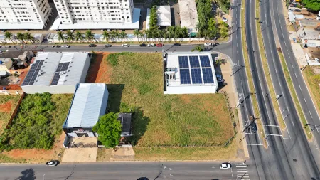 Área Comercial Cândida de Morais