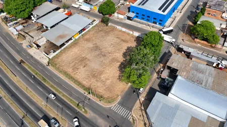 Área Comercial Cândida de Morais