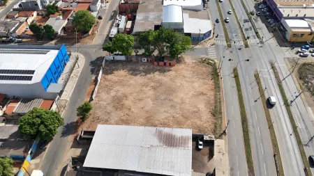 Área Comercial Cândida de Morais