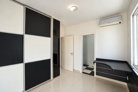 Sobrado Residencial Granville