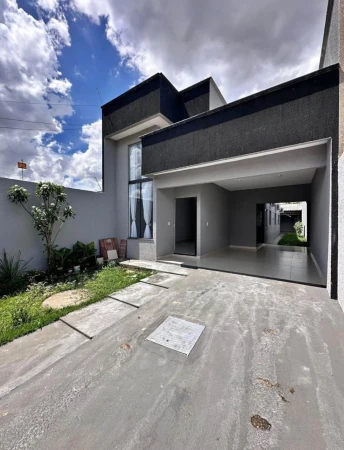 Casa no Condomínio das Esmeraldas