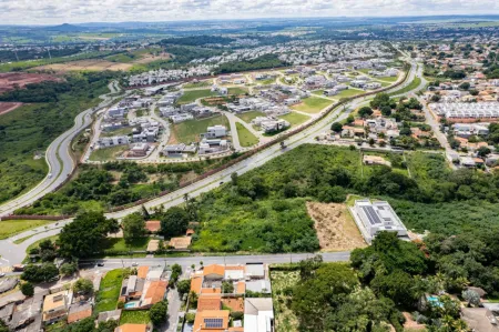 Terreno no Jardim Vitória